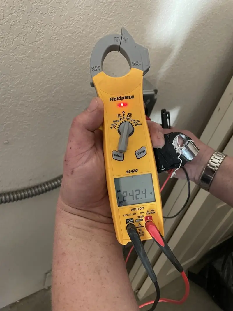 Voltage testing with clamp meter during Generator Installation in Schaghticoke